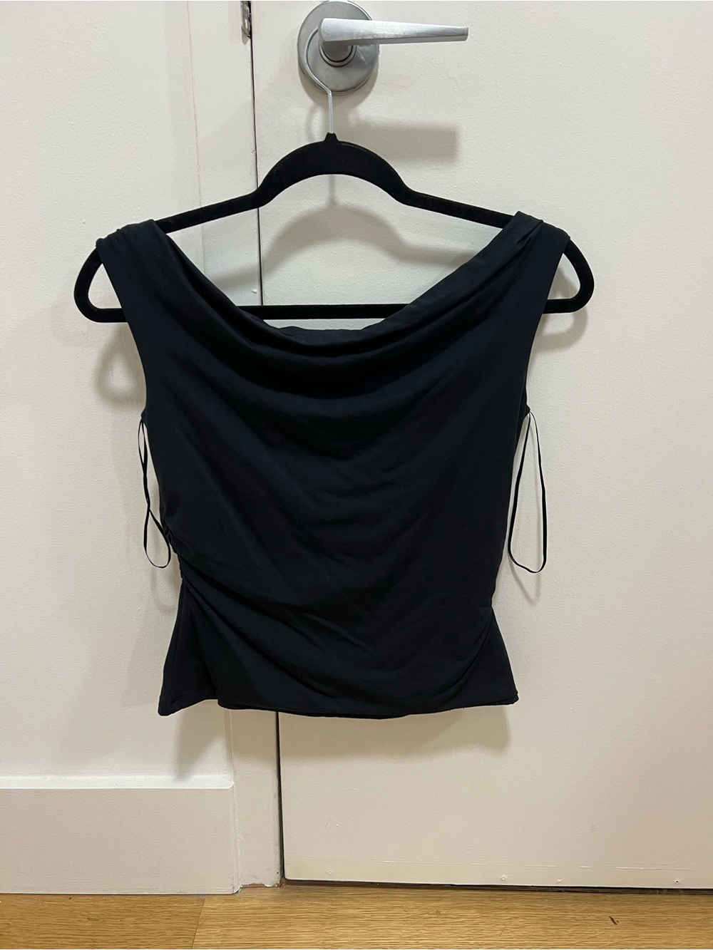 Abercrombie & Fitch Black Draped Off-the-Shoulder Tank - Picture 4 of 4